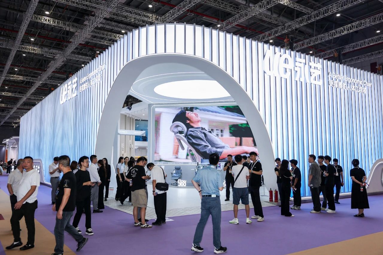 报名参加《2026广州家博会暨国际办公桌椅展》收费标准