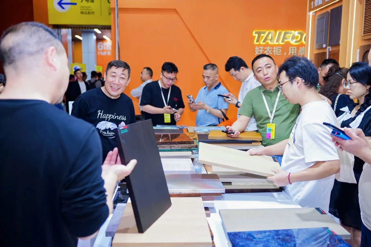 主办单位发布！2026第15届中国广州定制家居展览会——全球招商报名热线
